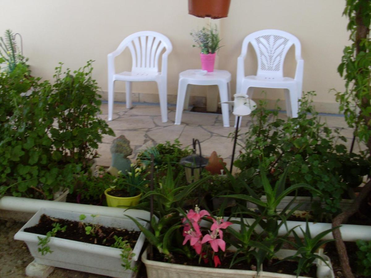 Mariangela Apartments Ліксурі Екстер'єр фото