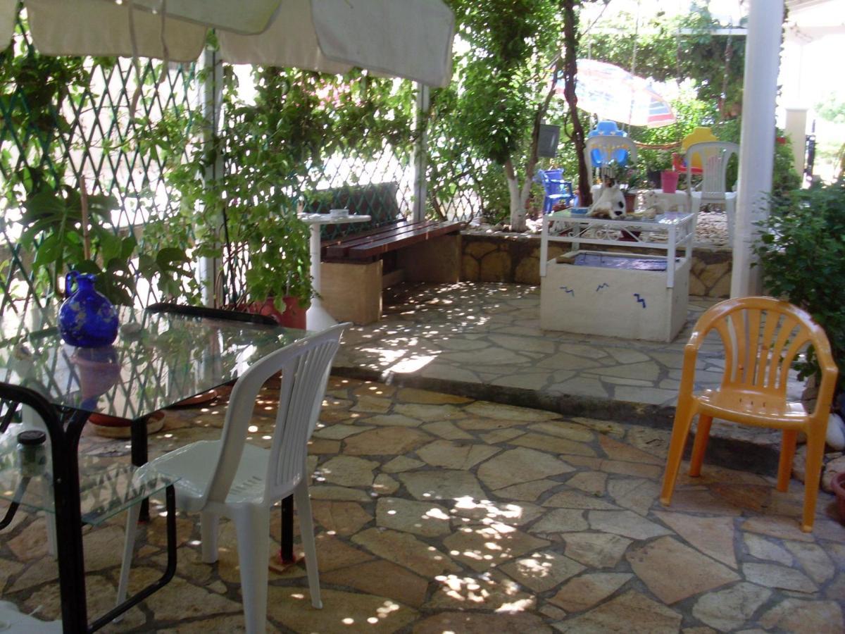 Mariangela Apartments Ліксурі Екстер'єр фото