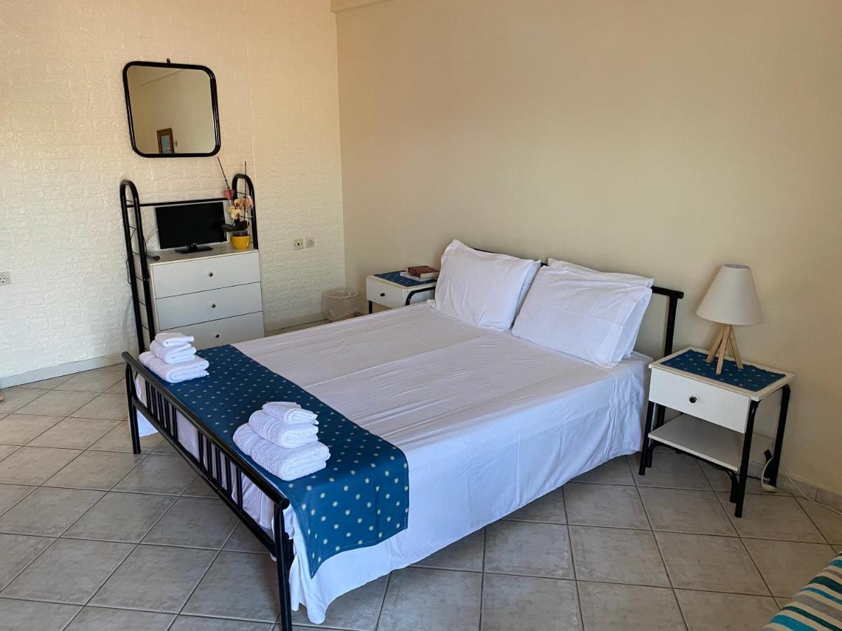 Mariangela Apartments Ліксурі Екстер'єр фото