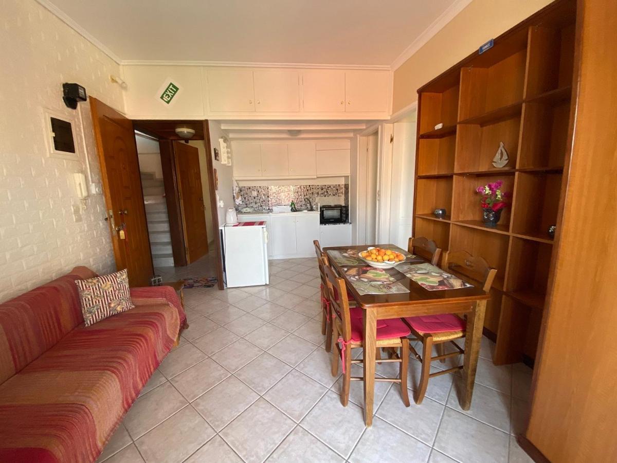 Mariangela Apartments Ліксурі Екстер'єр фото
