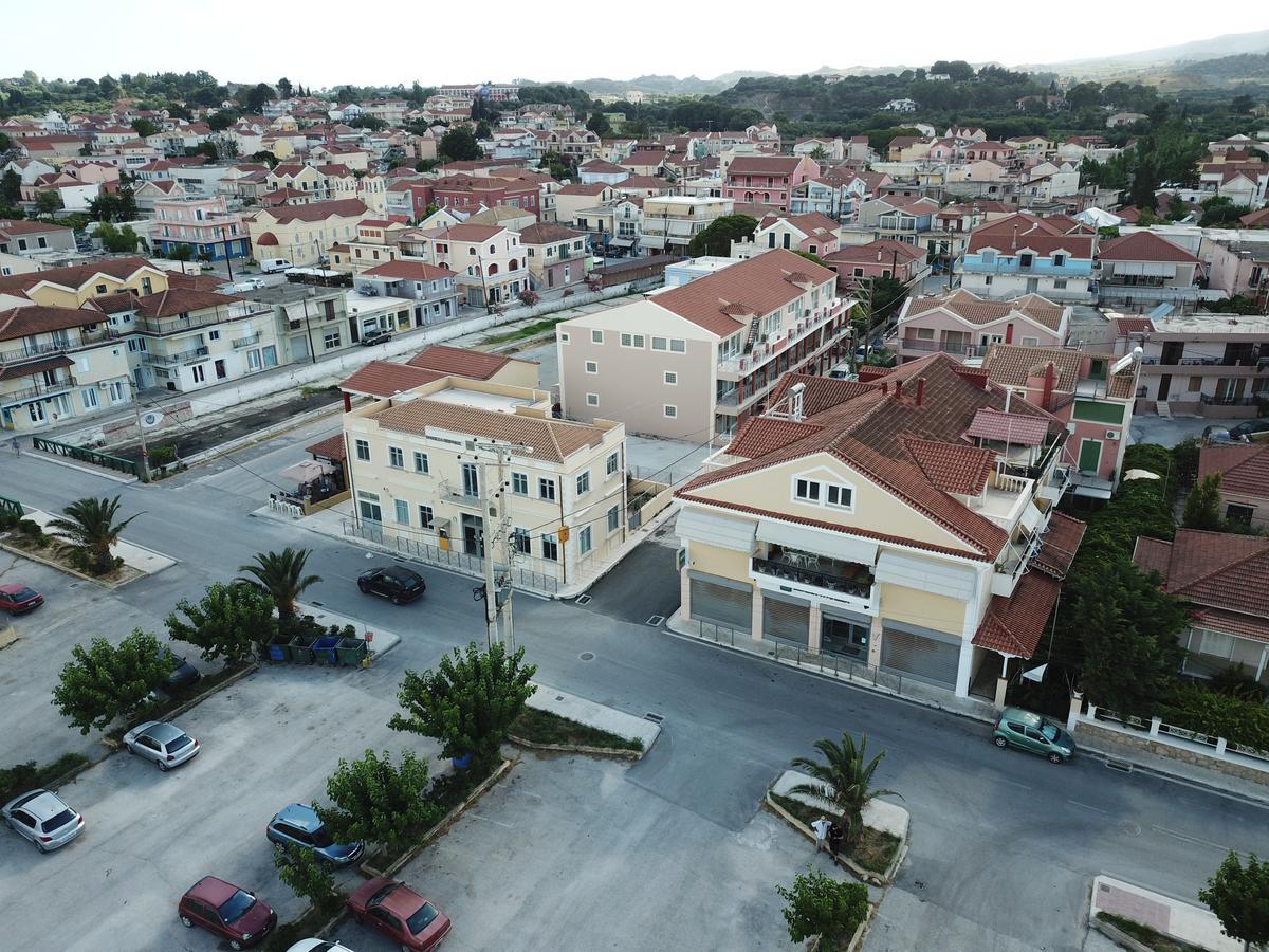 Mariangela Apartments Ліксурі Екстер'єр фото